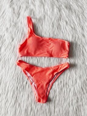 NWOT Amazon One Shoulder Textured Bikini Set Size Large